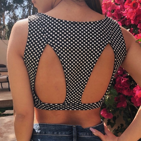 Black and white tank top - Picture 2 of 4